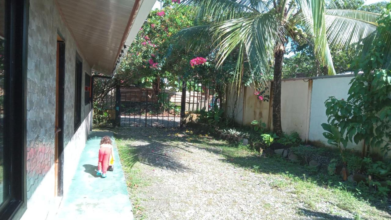 Osa Surf House Hotel Puerto Jiménez Екстериор снимка